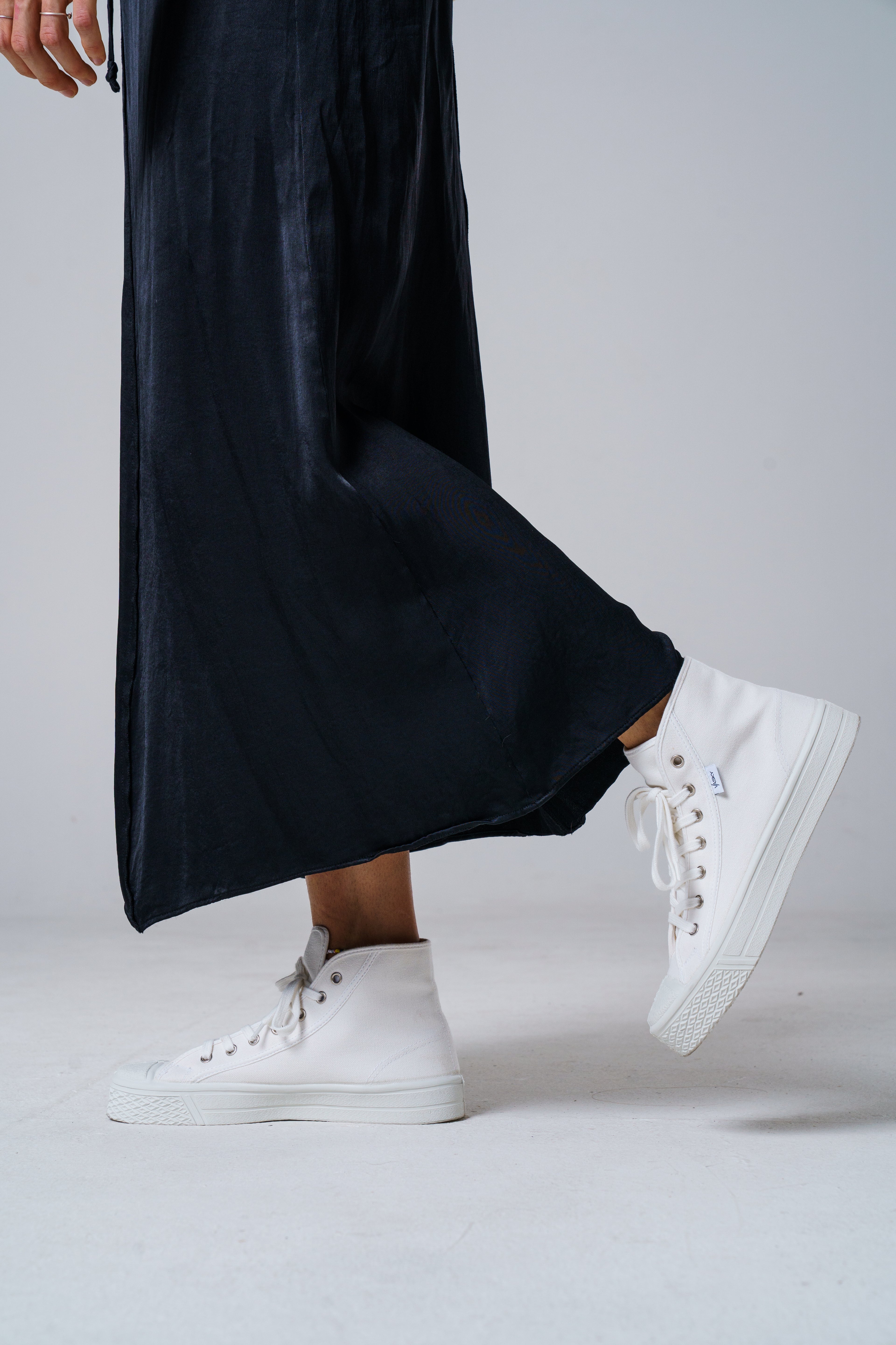 Kanvasky High White