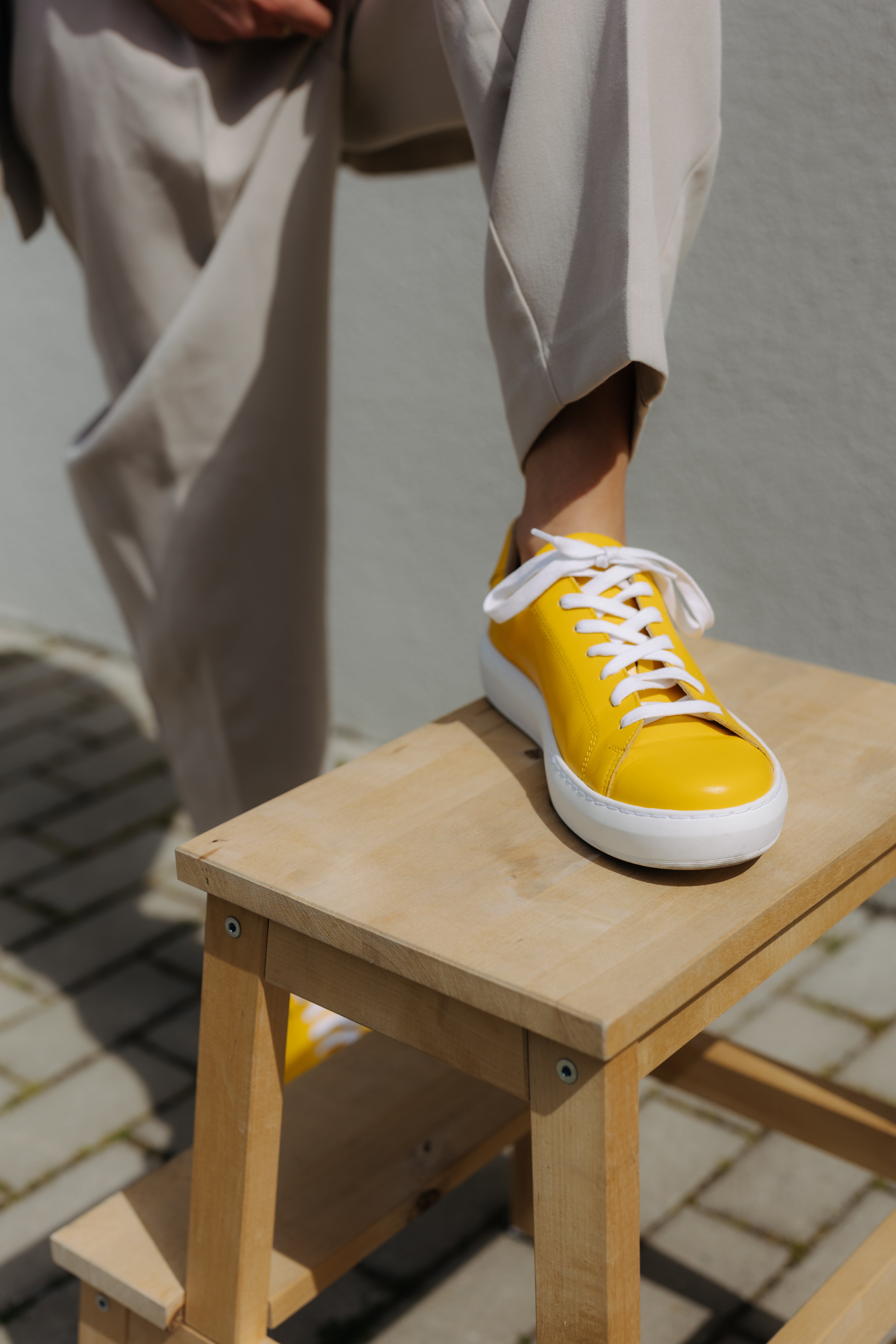 Glory Yellow